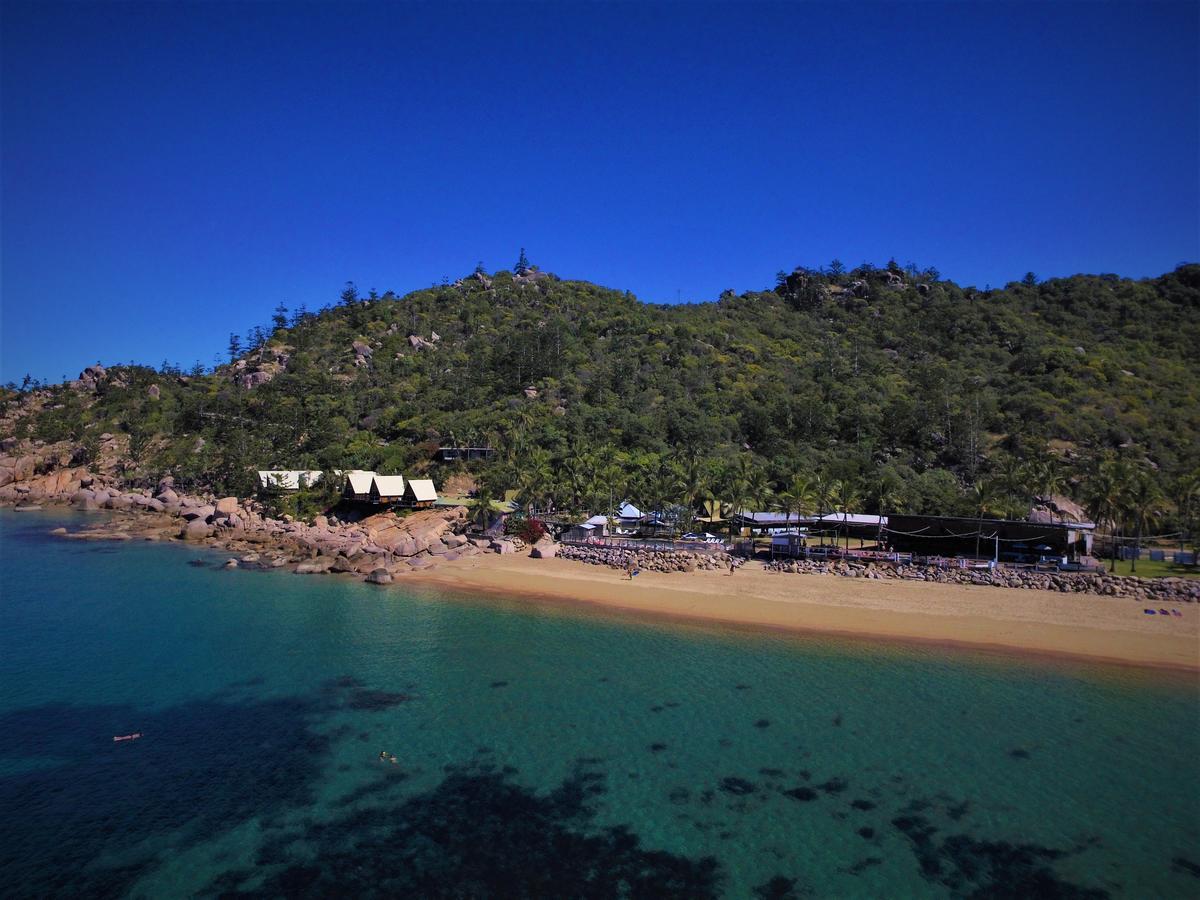 Nomads Magnetic Island Hostel Nelly Bay Exterior photo